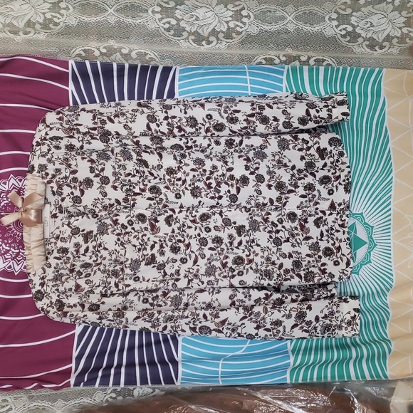 Ladies Long Sleeved Loft Brand Brown Floral Print Blouse Size XS PMNAT1) - Picture 2 of 6